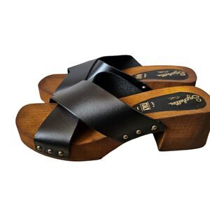 SEYCHELLES Sandals Wood Black Leather Cross Stud Accents 8.5